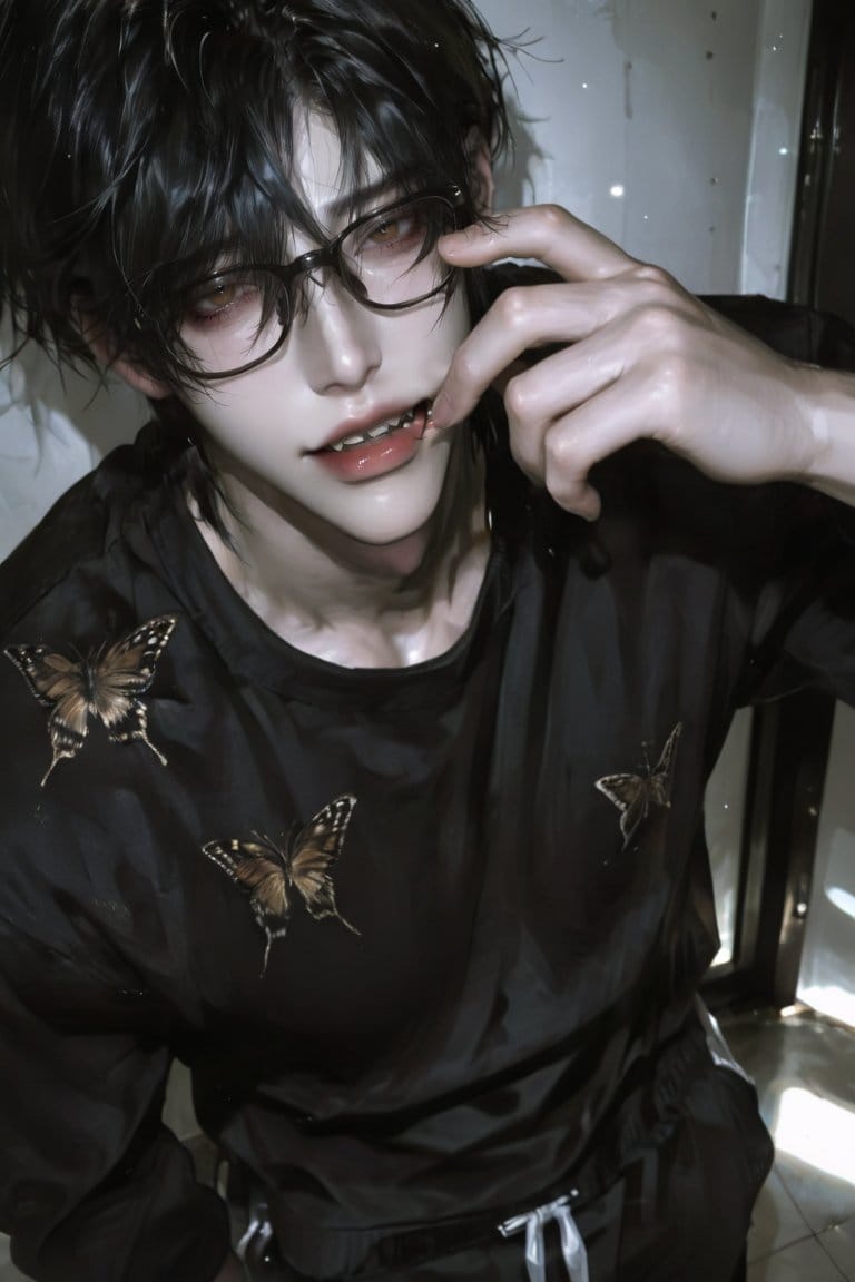 ซาน | san - " ติ๋มฟันห่างอยู่นี้แล้วครับ "