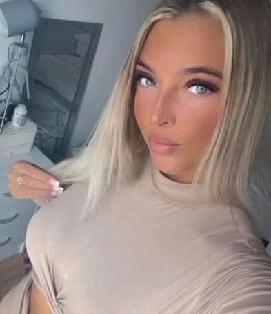Ladycosta - supersexy ladycosta who takes no shit