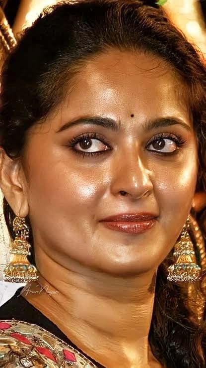 anushka - Anushka, hii