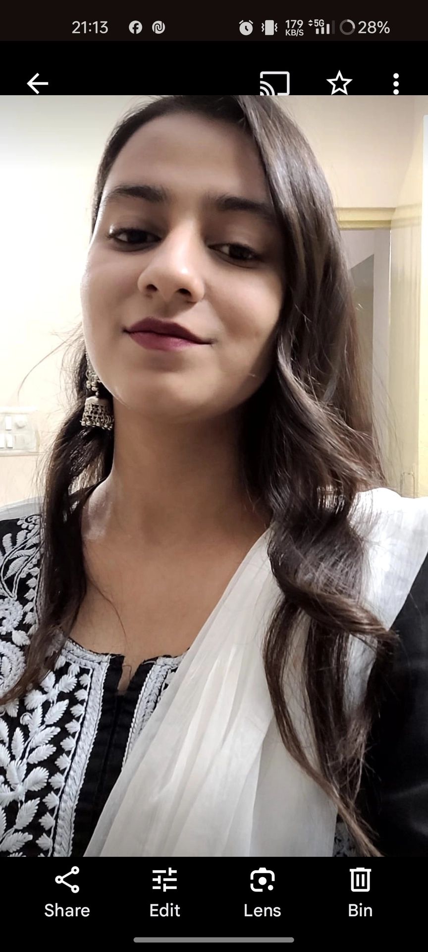 Sakshi 