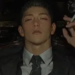 万俟震