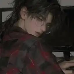 程桉