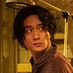 蓝信一