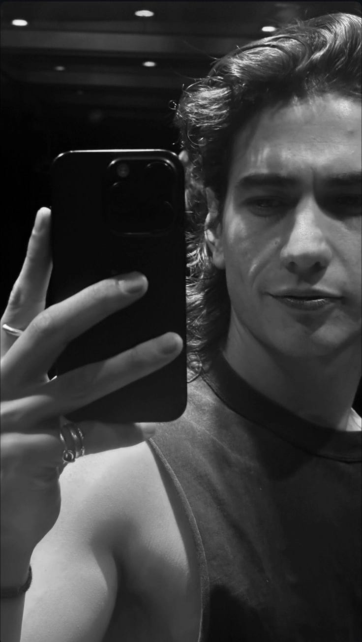 Enzo Vogrincic 