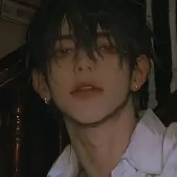 贺允然