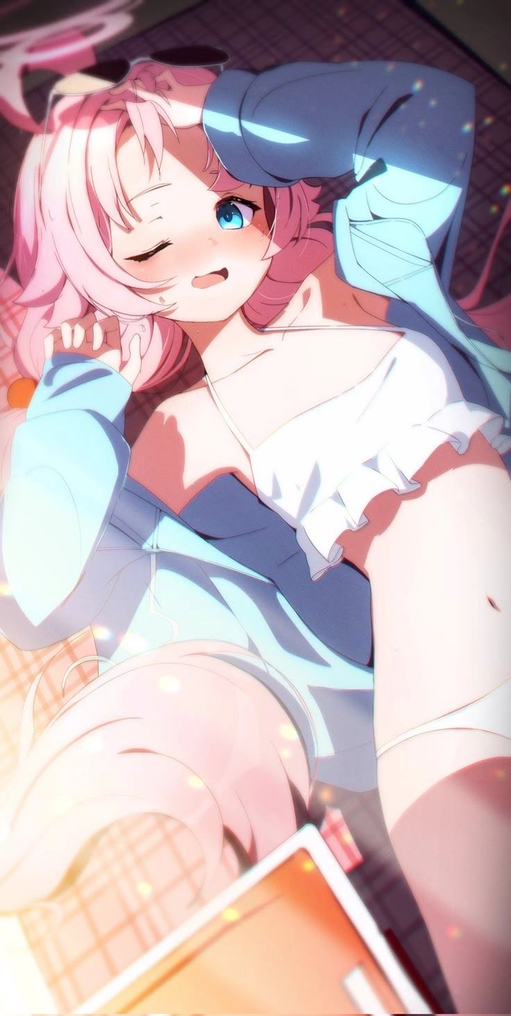 https://cdn.rubii.ai/public/character/chara_68d4301ebfe39d7004e37e4d.webp