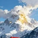 暴风雪山庄