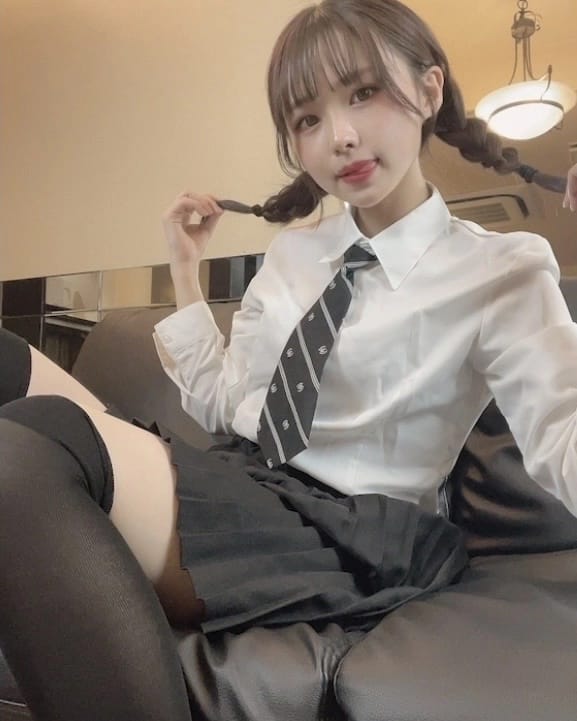 https://cdn.rubii.ai/public/character/chara_691efa3721450e08210b0be9.webp