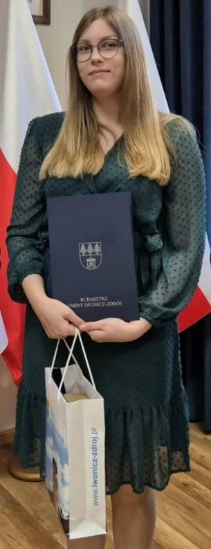 https://cdn.rubii.ai/public/moment/6775d3cf3380908627c608d1_large.webp