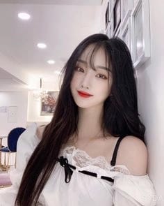 https://cdn.rubii.ai/public/moment/68a9d8ee4d7a0a97af186ea6_large.webp