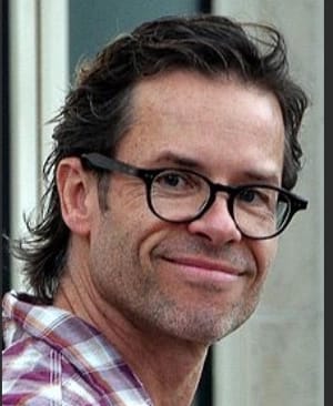 https://cdn.rubii.ai/public/moment/68e00df40974de3d842a6dbd_large.webp
